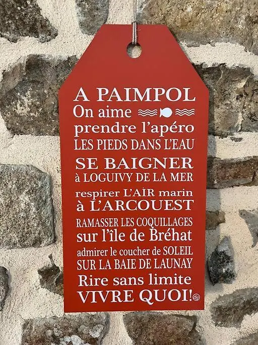 Gite De L'Issue Ploubazlanec 0*,  France