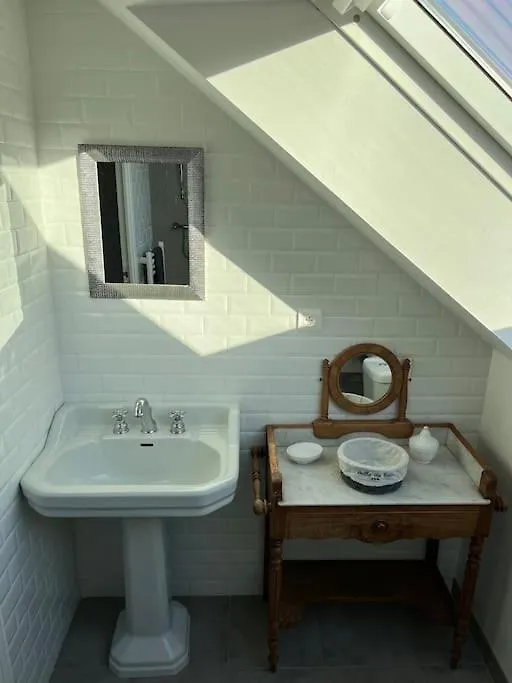 Holiday home Gite De L'Issue Ploubazlanec