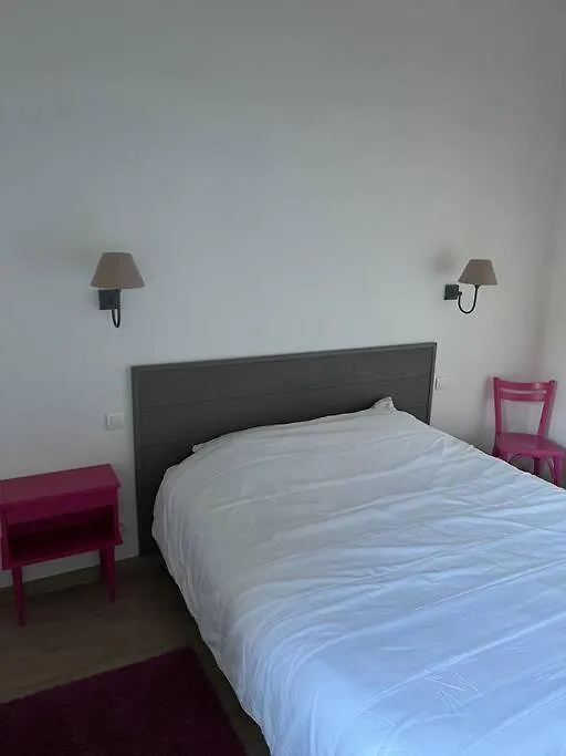 Holiday home Gite De L'Issue Ploubazlanec France