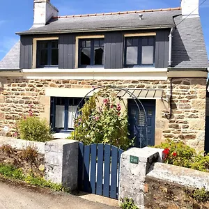 La Petite Maison Du Coin De Loguivy De La Ploubazlanec