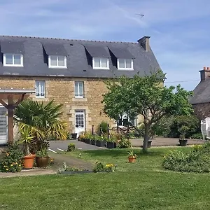 2* Hotel Le Relais De Launay